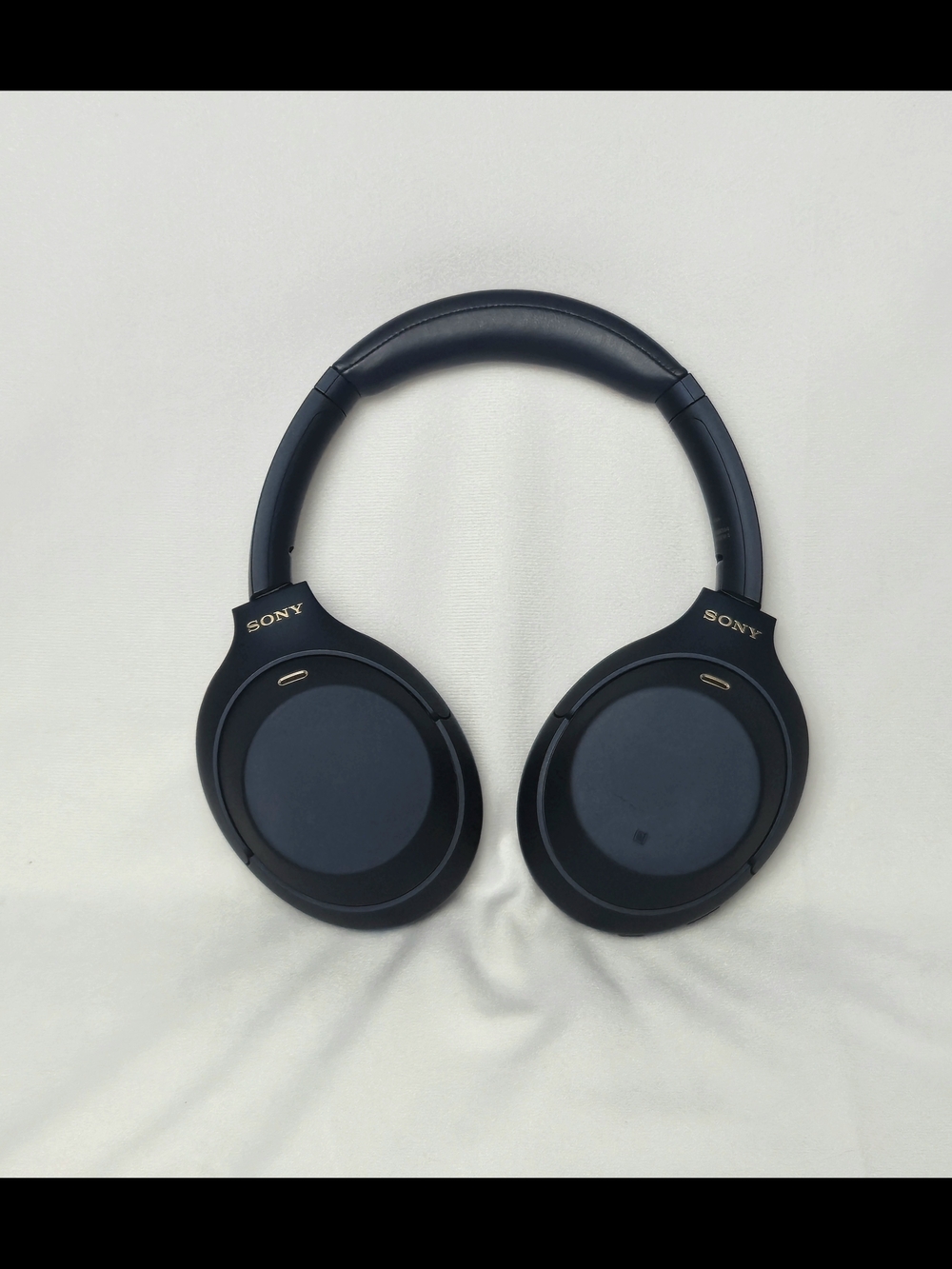 Sony WH-1000XM4 Wireless Noise Canceling Headphones Midnight Blue Bundle